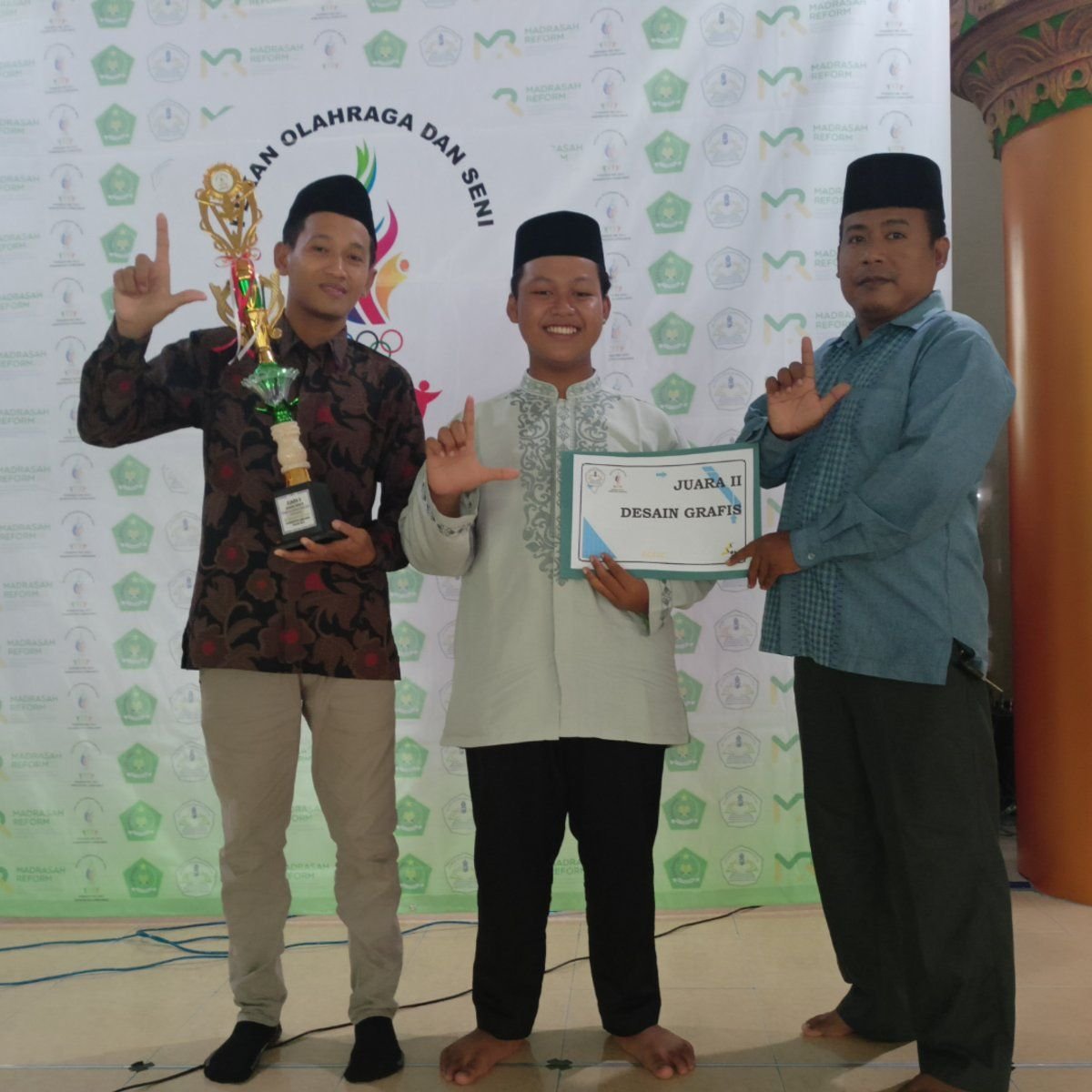 Juara 2 Desain Grafis PORSENI Tingkat kabupaten Lumajang 2021